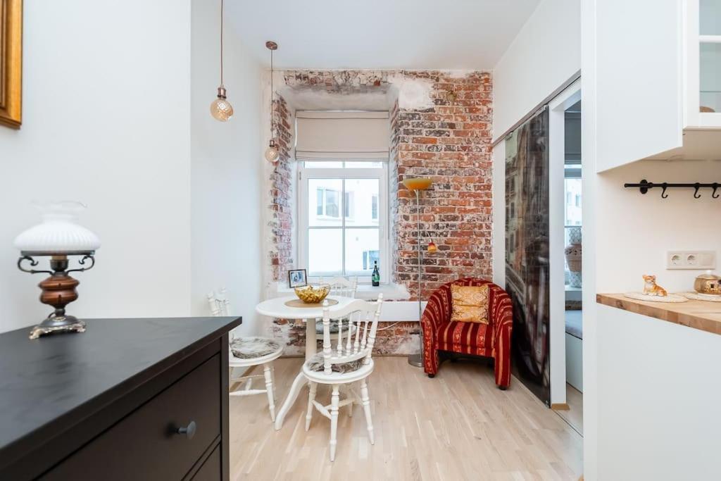 Cozy Studio Apartment Ταλίν Εξωτερικό φωτογραφία